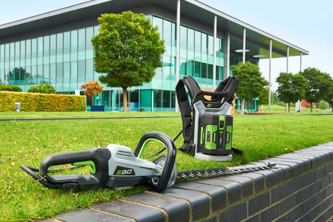 EGO HTX6500 professionele accu heggenschaar